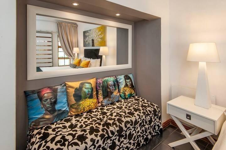 5 Bedroom Property for Sale in Hermanus Western Cape